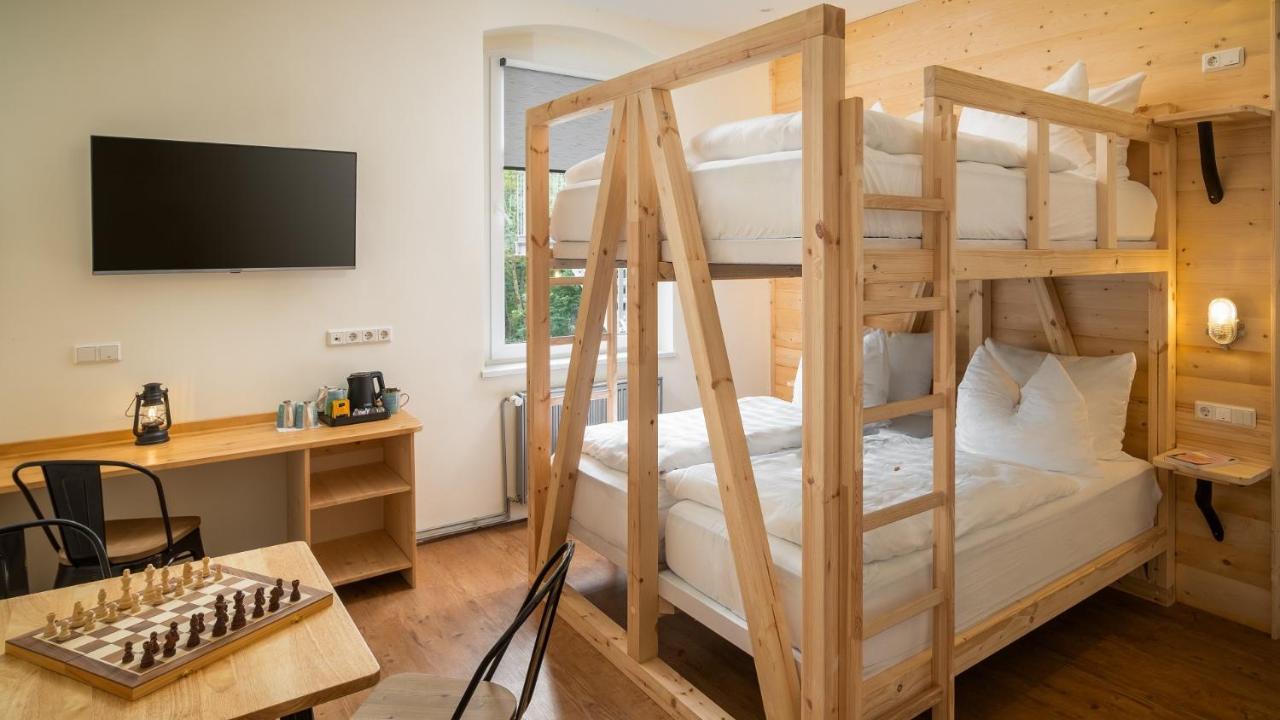 Bodetaler Basecamp Lodge - Bergsport- Und Naturerlebnishotel 鲁贝兰德 外观 照片